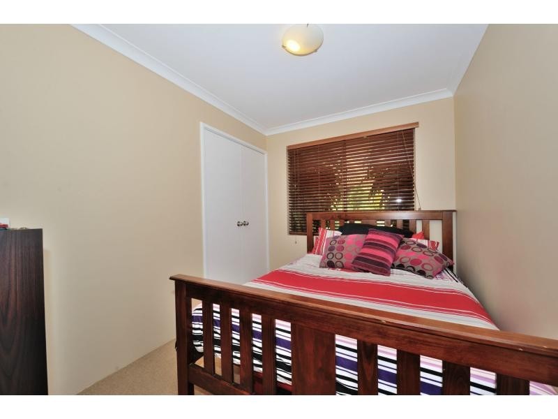 8 Exhibition Way, Cooloongup WA 6168