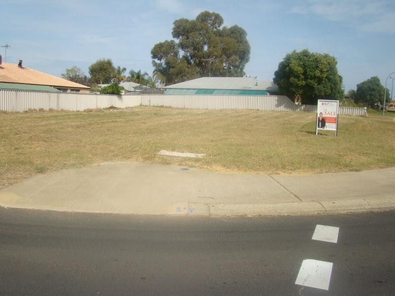 51 Kookaburra Drive, Greenfields WA 6210