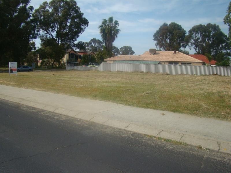 51 Kookaburra Drive, Greenfields WA 6210