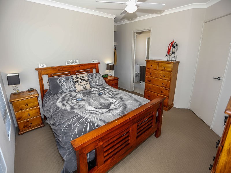 21 Jims Crescent, Secret Harbour WA 6173