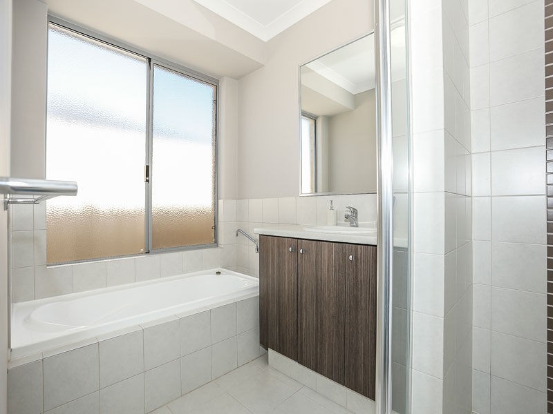 21 Jims Crescent, Secret Harbour WA 6173