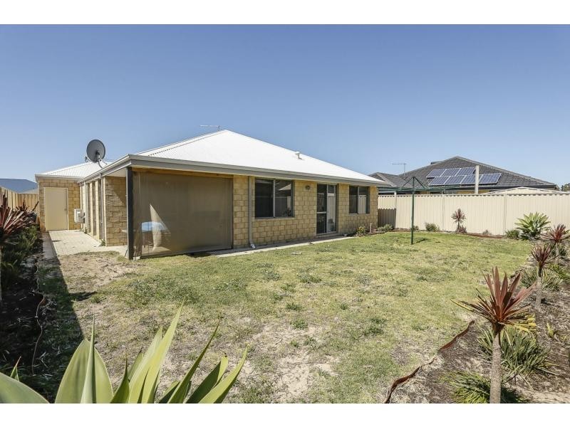 21 Jims Crescent, Secret Harbour WA 6173