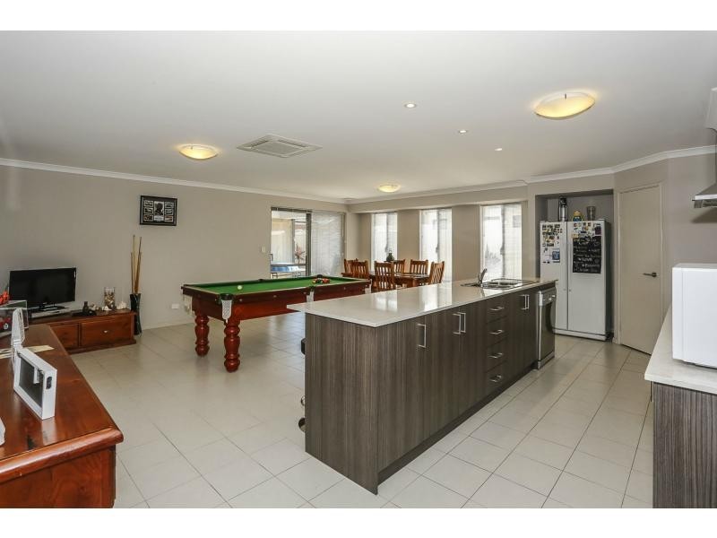 21 Jims Crescent, Secret Harbour WA 6173