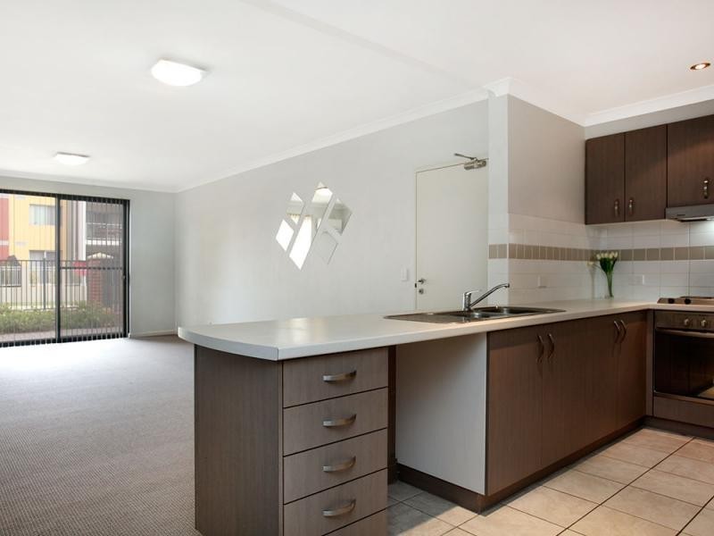 85/12 Citadel Way, Currambine WA 6028