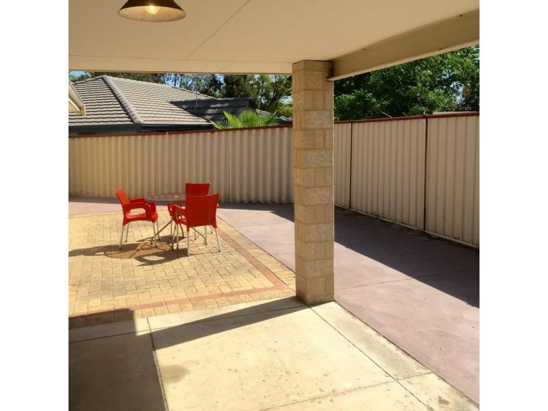 2A Hedley Street, Bentley WA 6102