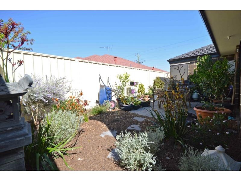 57 Pace Road, Medina WA 6167