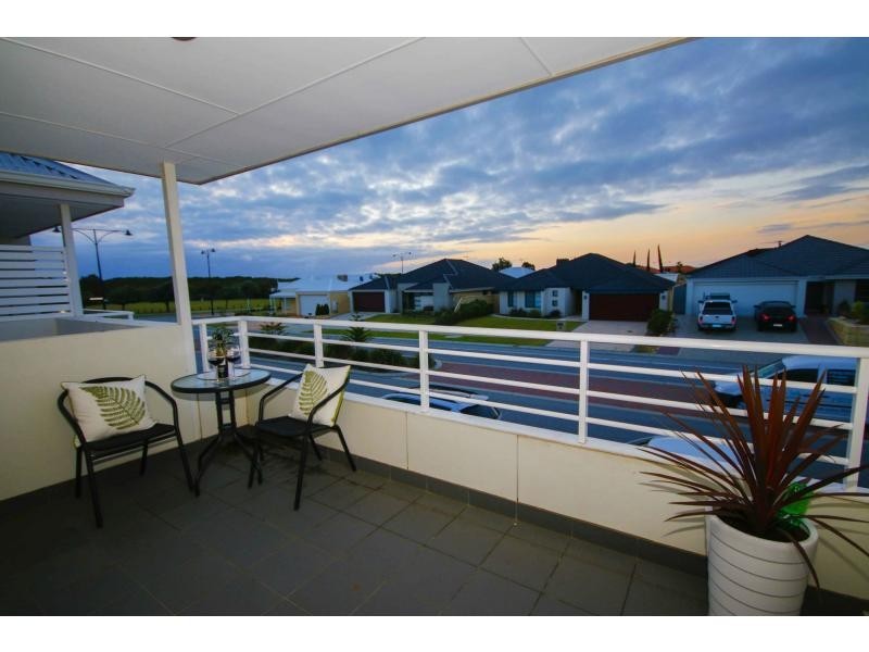 54B Kahana Parkway, Butler WA 6036