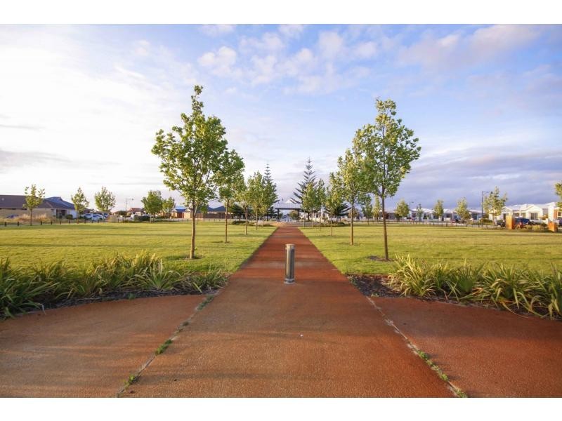 54B Kahana Parkway, Butler WA 6036