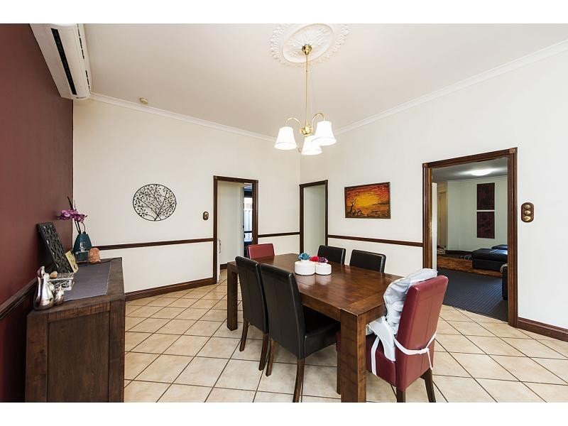 16 Strasbourg Ramble, Port Kennedy WA 6172