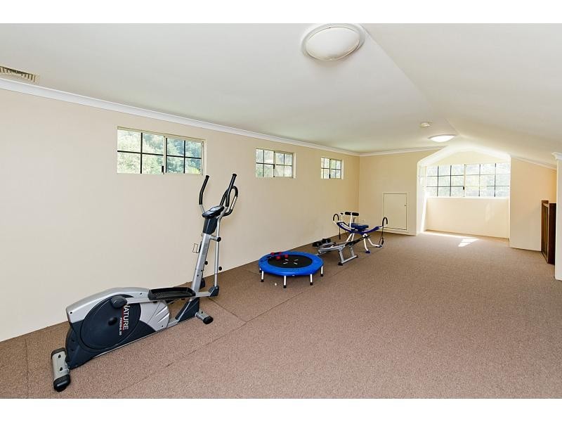 8 Hillview Close, Serpentine WA 6125