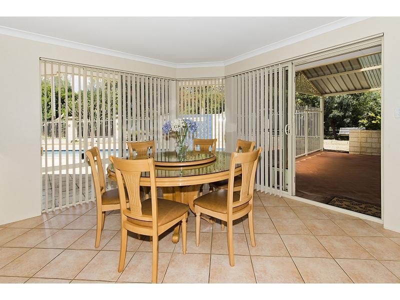 8 Hillview Close, Serpentine WA 6125