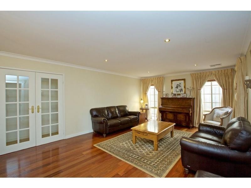 53 Gunida Street, Mullaloo WA 6027