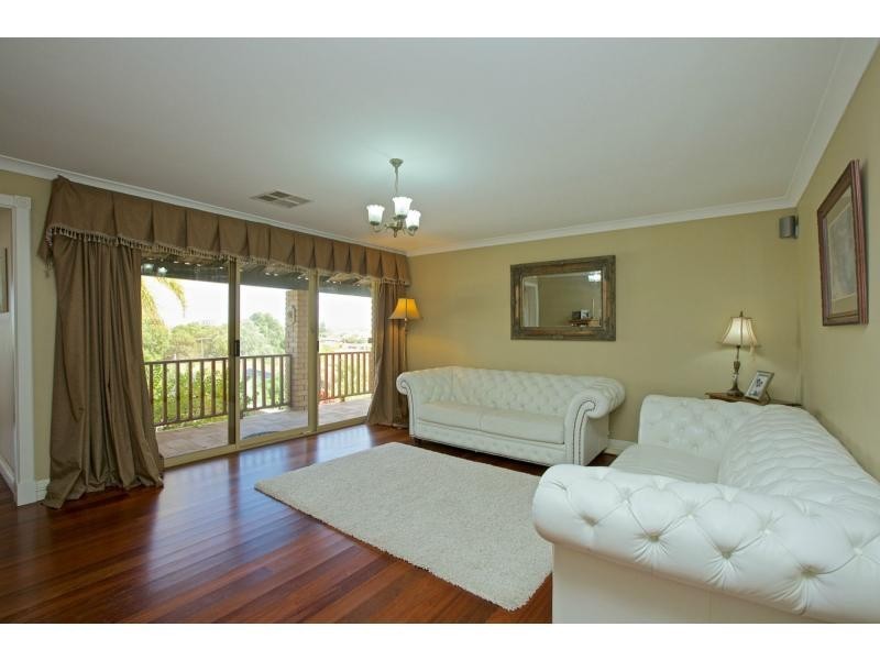 53 Gunida Street, Mullaloo WA 6027