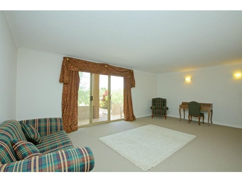 53 Gunida Street, Mullaloo WA 6027