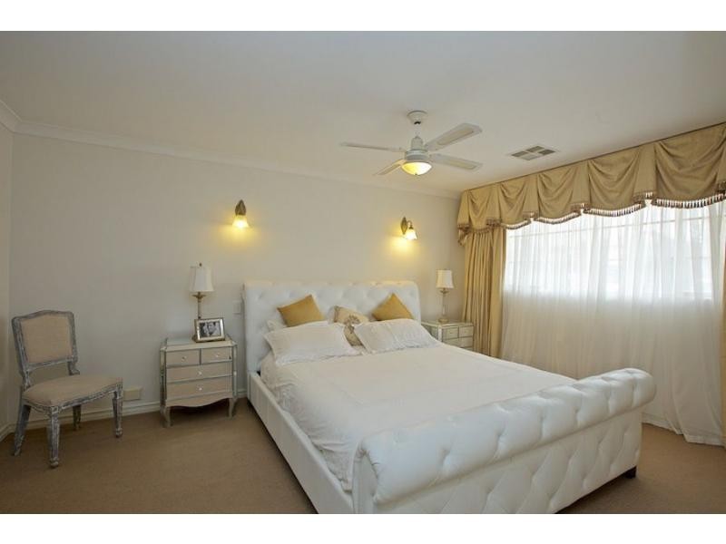 53 Gunida Street, Mullaloo WA 6027