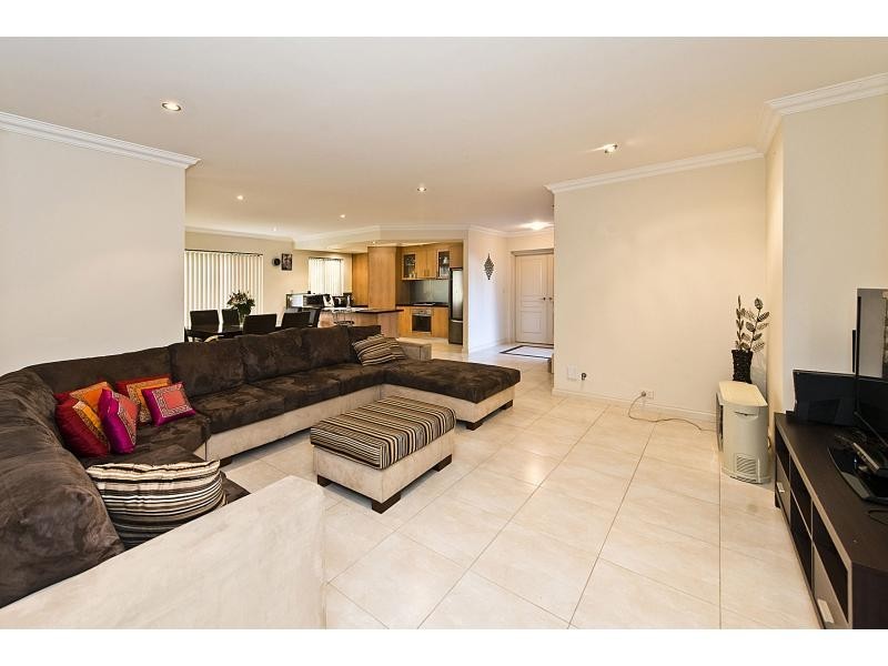 68b Francis Avenue, Karrinyup WA 6018