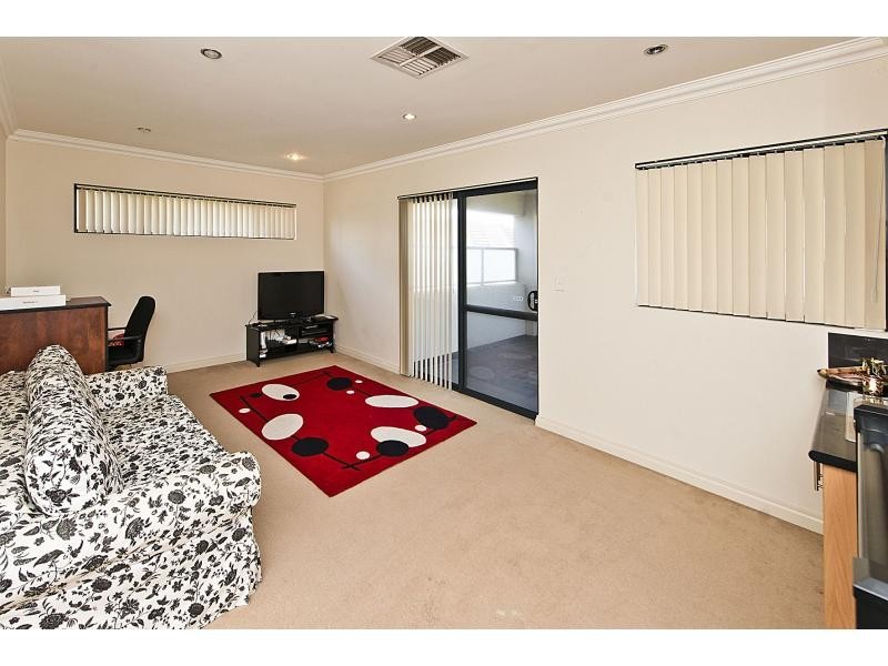 68b Francis Avenue, Karrinyup WA 6018