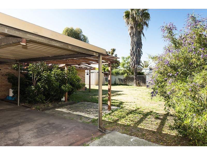 6 Camm Place, Beechboro WA 6063
