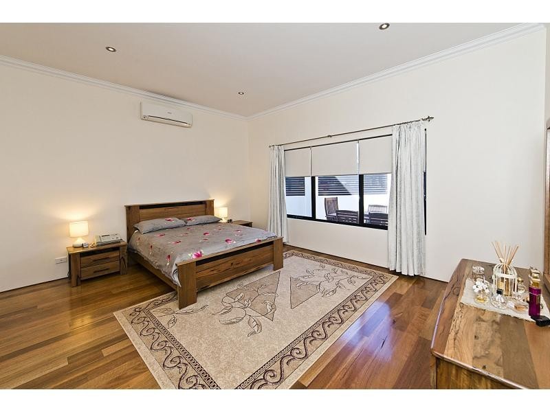 26 Pike Street, Karrinyup WA 6018