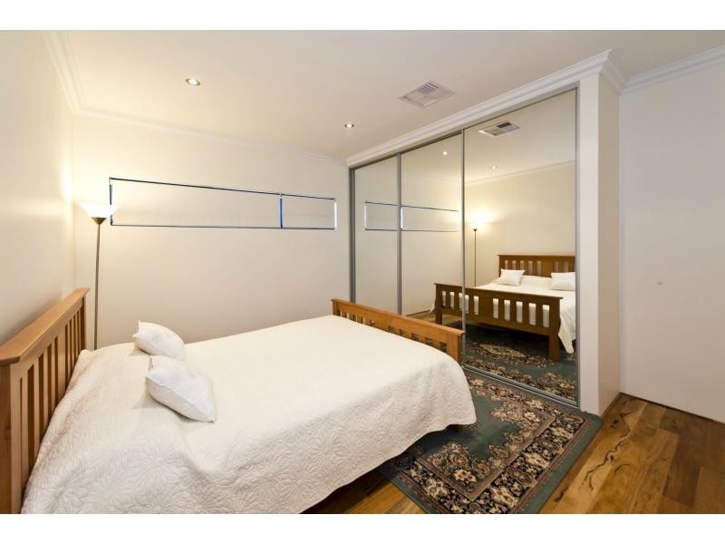 26 Pike Street, Karrinyup WA 6018