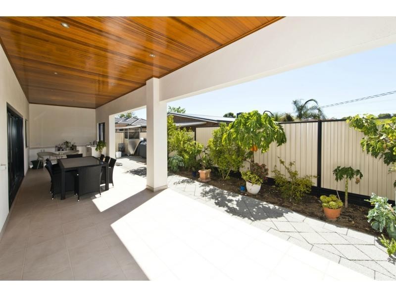 26 Pike Street, Karrinyup WA 6018