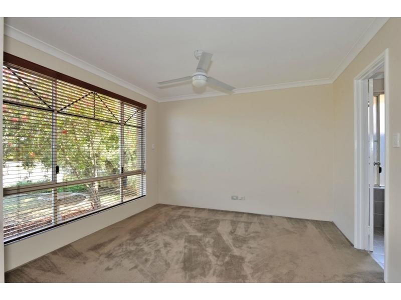 64 Montebourg Meander, Port Kennedy WA 6172