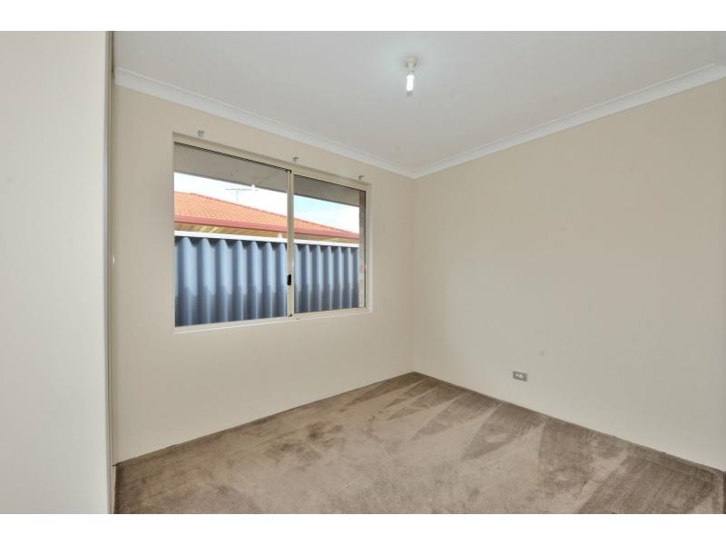 64 Montebourg Meander, Port Kennedy WA 6172