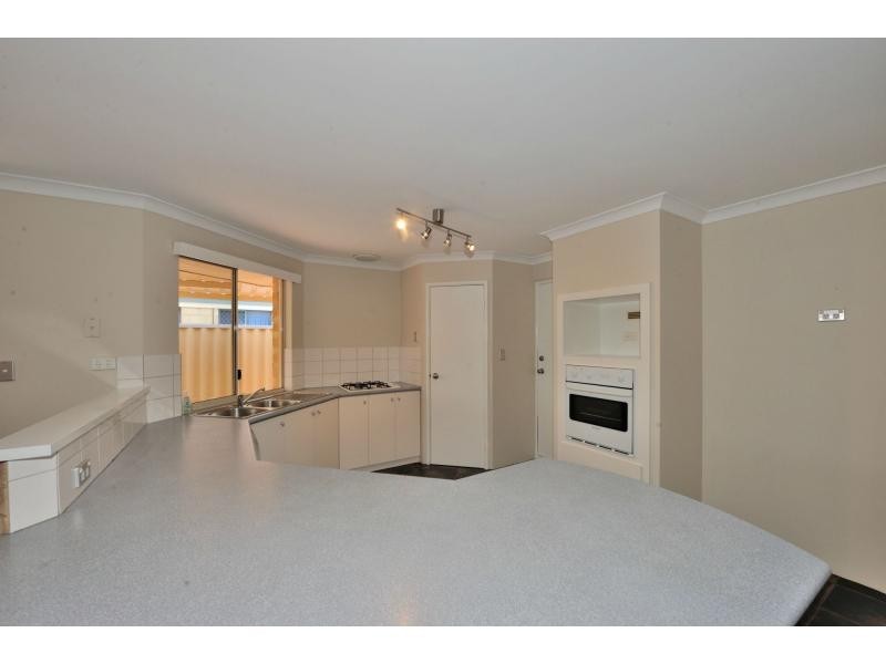 64 Montebourg Meander, Port Kennedy WA 6172