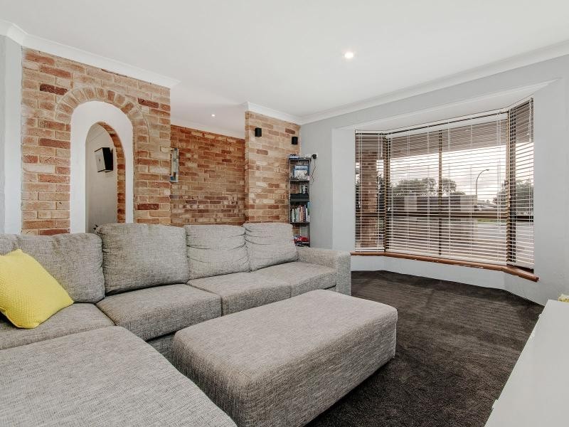 583 Safety Bay Road, Waikiki WA 6169