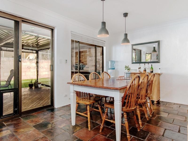 583 Safety Bay Road, Waikiki WA 6169