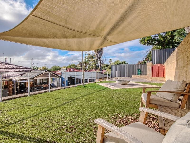 583 Safety Bay Road, Waikiki WA 6169