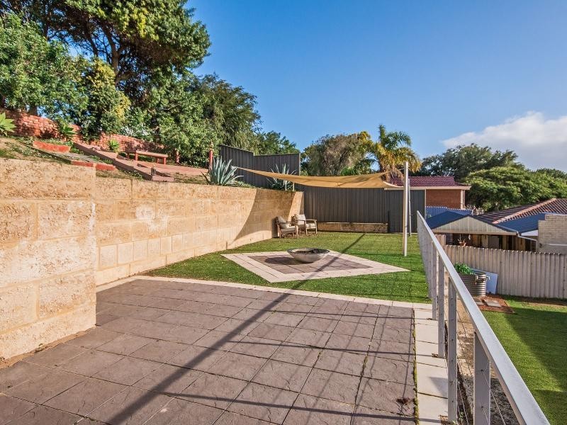 583 Safety Bay Road, Waikiki WA 6169