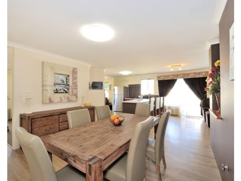 31 Edgbaston Crescent, Port Kennedy WA 6172