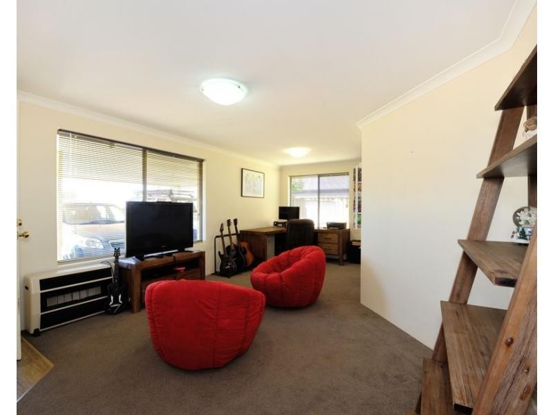 31 Edgbaston Crescent, Port Kennedy WA 6172