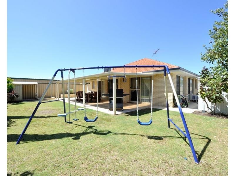 31 Edgbaston Crescent, Port Kennedy WA 6172