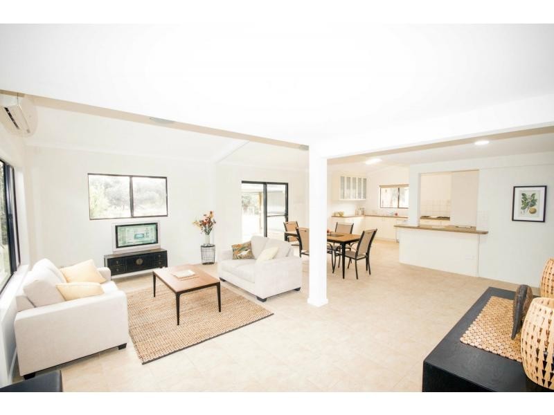 260 Powderbark Road, Lower Chittering WA 6084