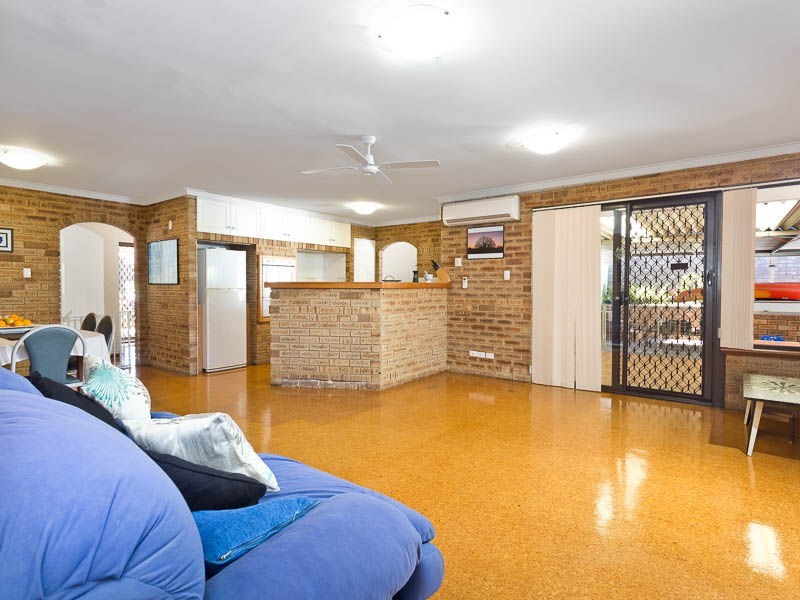 6 The Ridge, Yangebup WA 6164