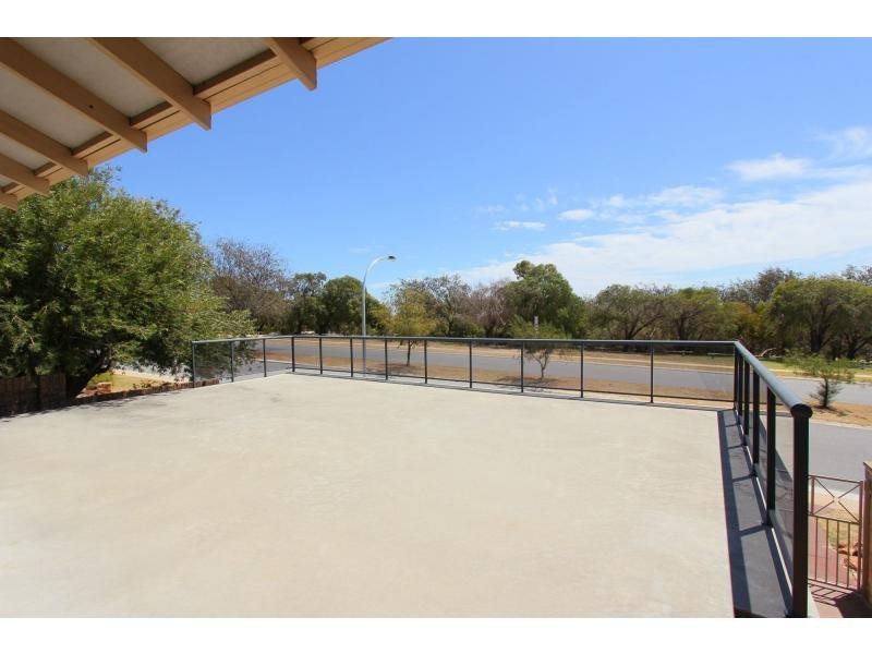 38 Chessell Drive, Duncraig WA 6023