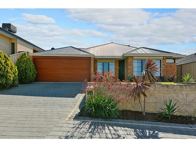 8 Ningaloo Bend, Clarkson WA 6030
