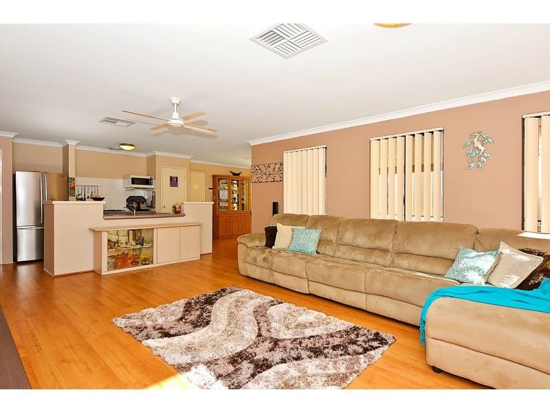 8 Ningaloo Bend, Clarkson WA 6030