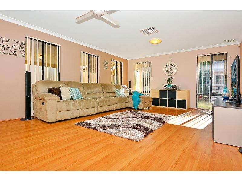 8 Ningaloo Bend, Clarkson WA 6030