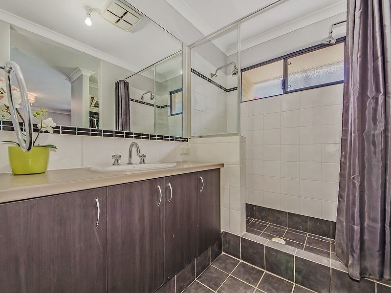 42 Colreavy Ramble, Baldivis WA 6171