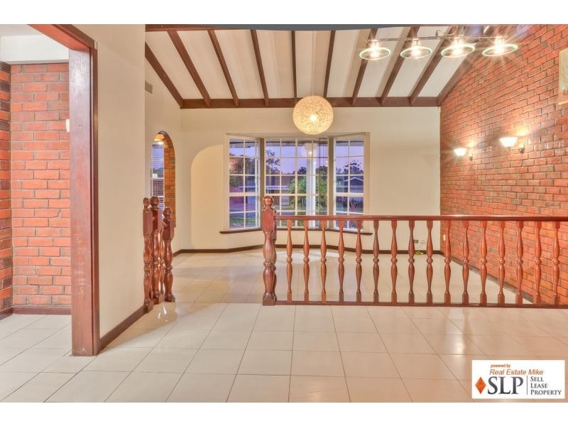 22 Santa Way, Wanneroo WA 6065