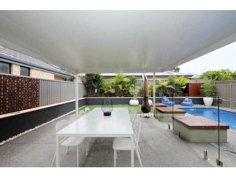 14 Hope Avenue, Manning WA 6152