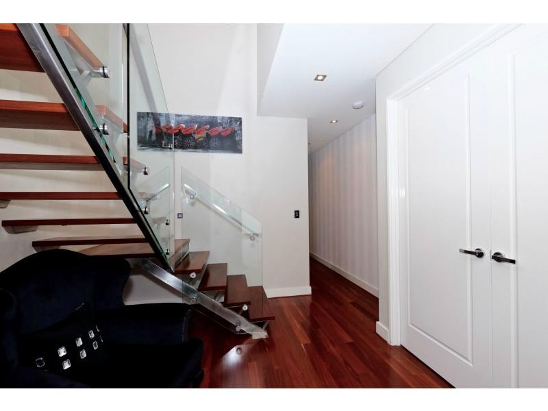 14 Hope Avenue, Manning WA 6152