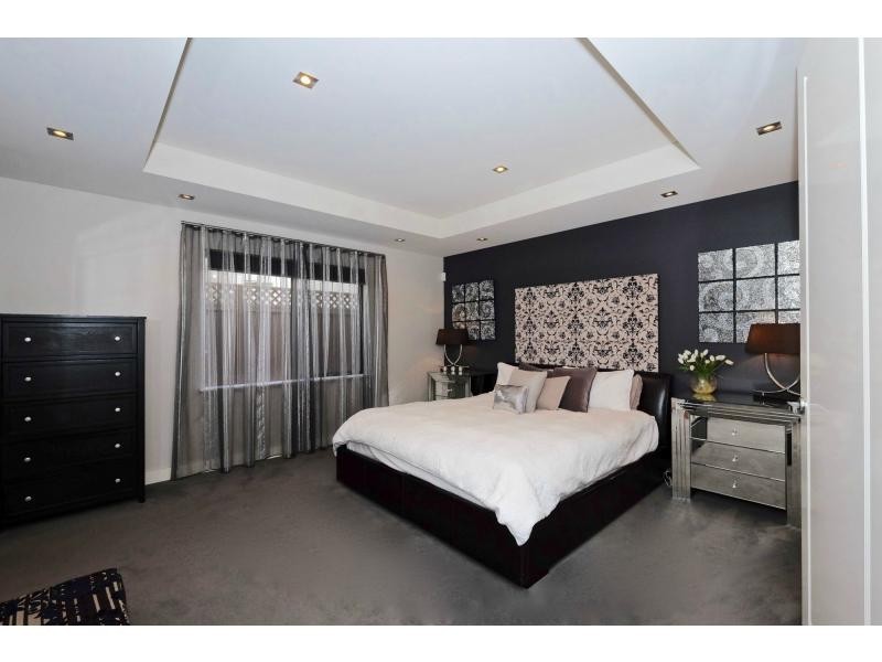 14 Hope Avenue, Manning WA 6152