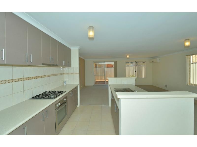 65/27 Meadow Springs Drive, Meadow Springs WA 6210