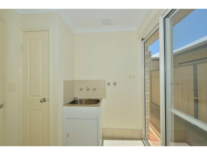 65/27 Meadow Springs Drive, Meadow Springs WA 6210