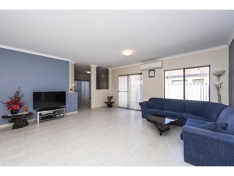 2 Huntress Path, Shoalwater WA 6169