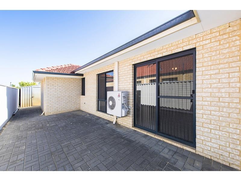 2 Huntress Path, Shoalwater WA 6169